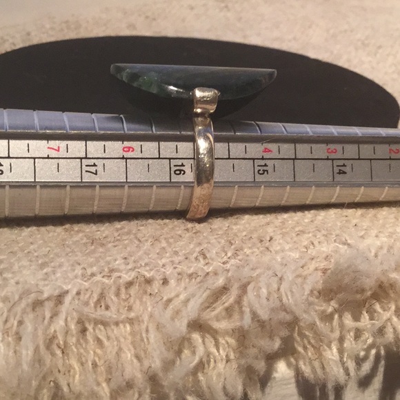 Jade silver ring, size 5 - Picture 4 of 6